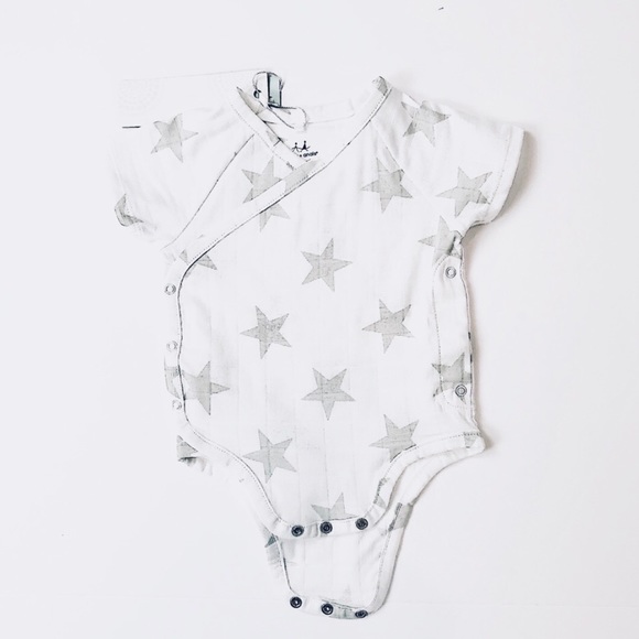 aden + anais star print kimono onesie size 0-3M - Picture 2 of 3